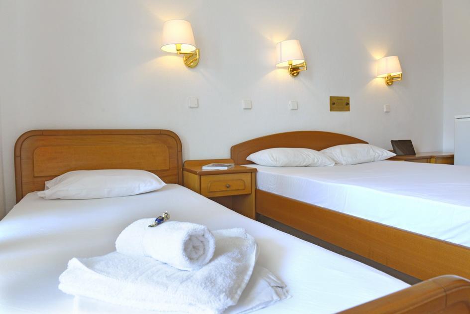 Hotel Proteas Órmos Prínou Eksteriør billede